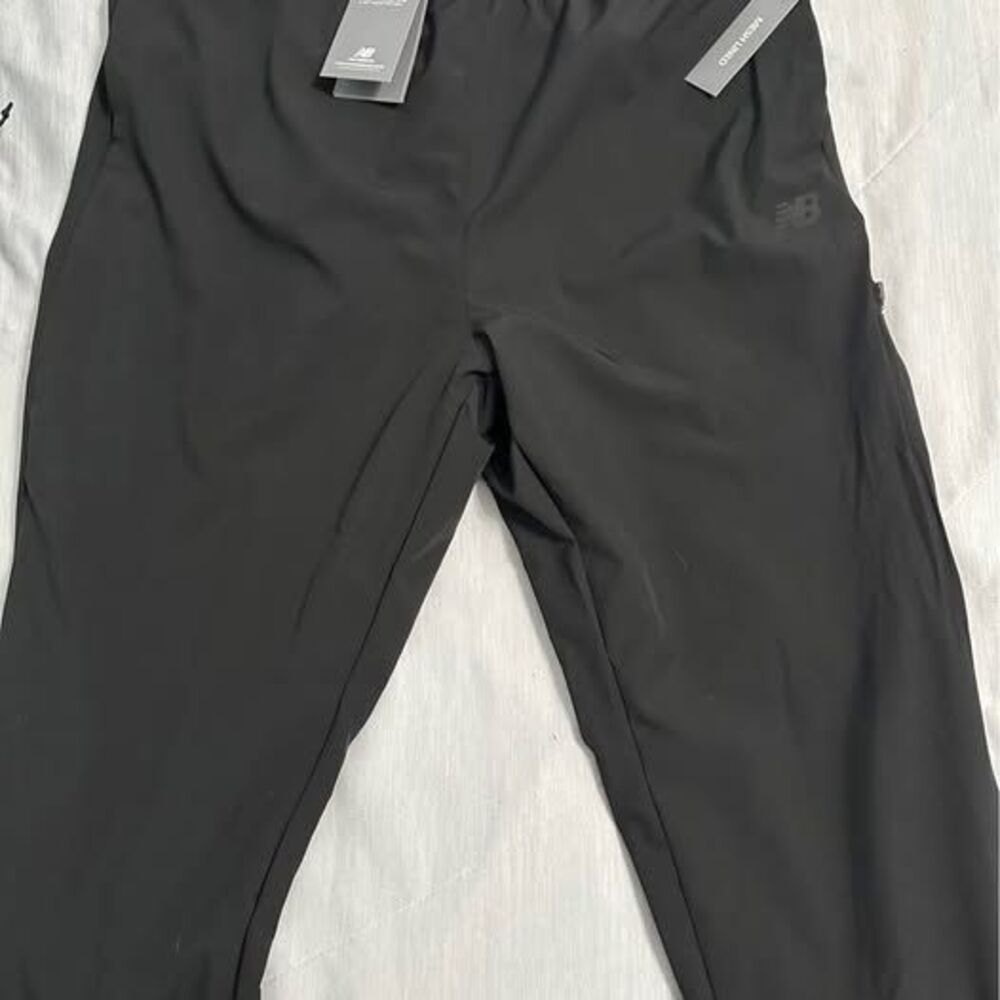 Brand New Mens XL New Balance Running pants